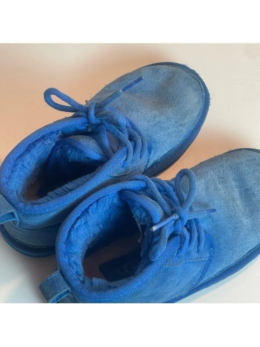 UGG Neumel boys kids blue suede fur lace up boots Sz 2